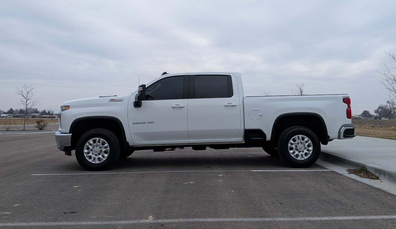 Chevrolet Silverado 2500HD LT Crew Cab Short Box 4WD 2022