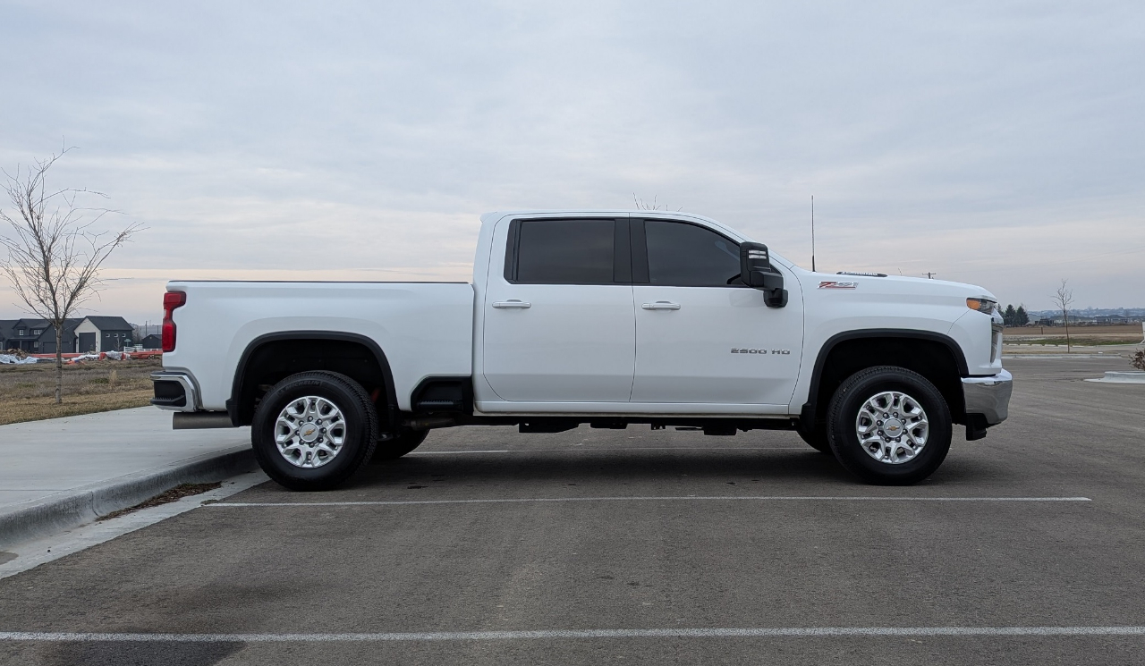 Chevrolet Silverado 2500HD LT Crew Cab Short Box 4WD 2022