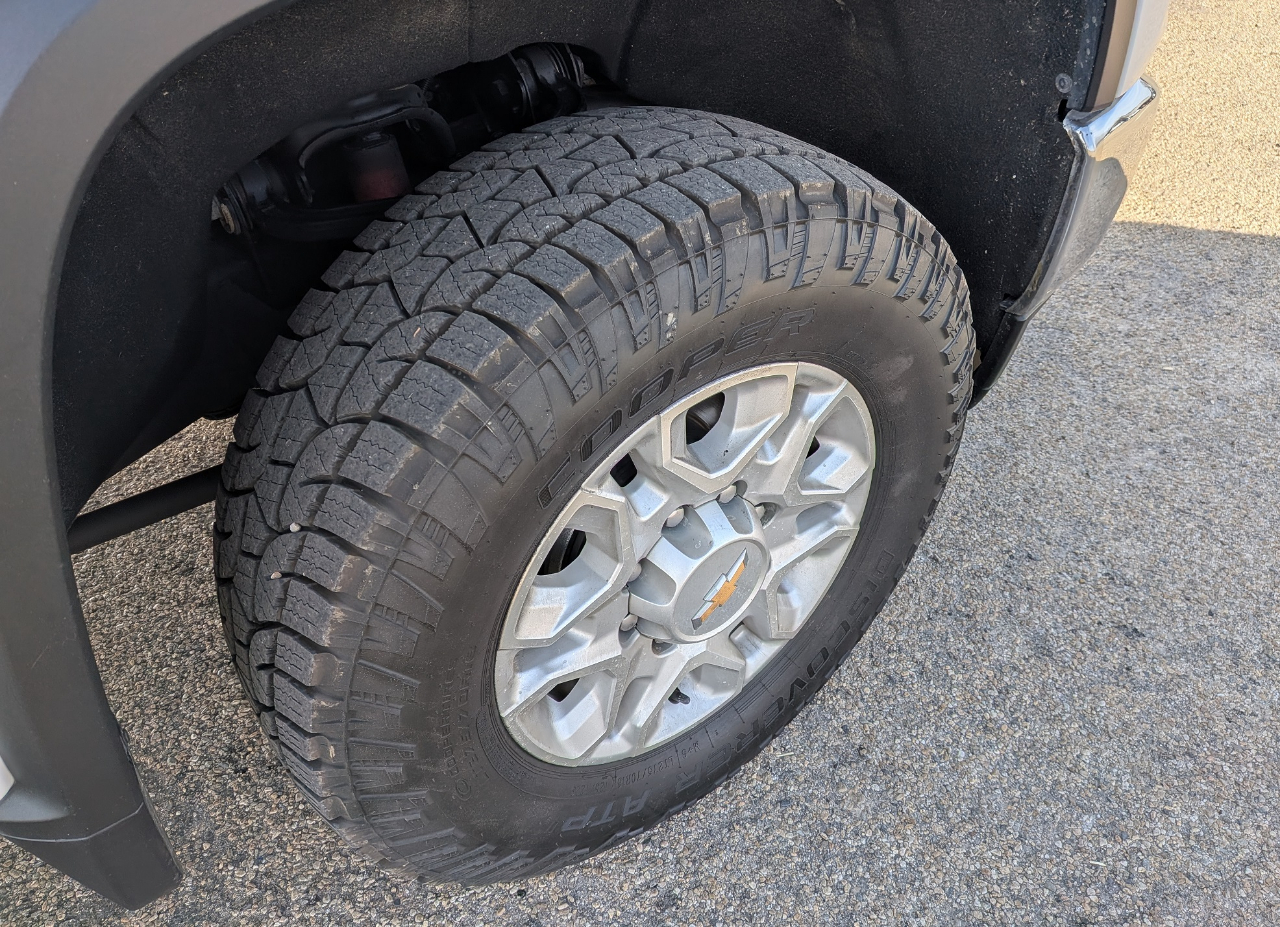 Chevrolet Silverado 2500HD LT Crew Cab Short Box 4WD 2021