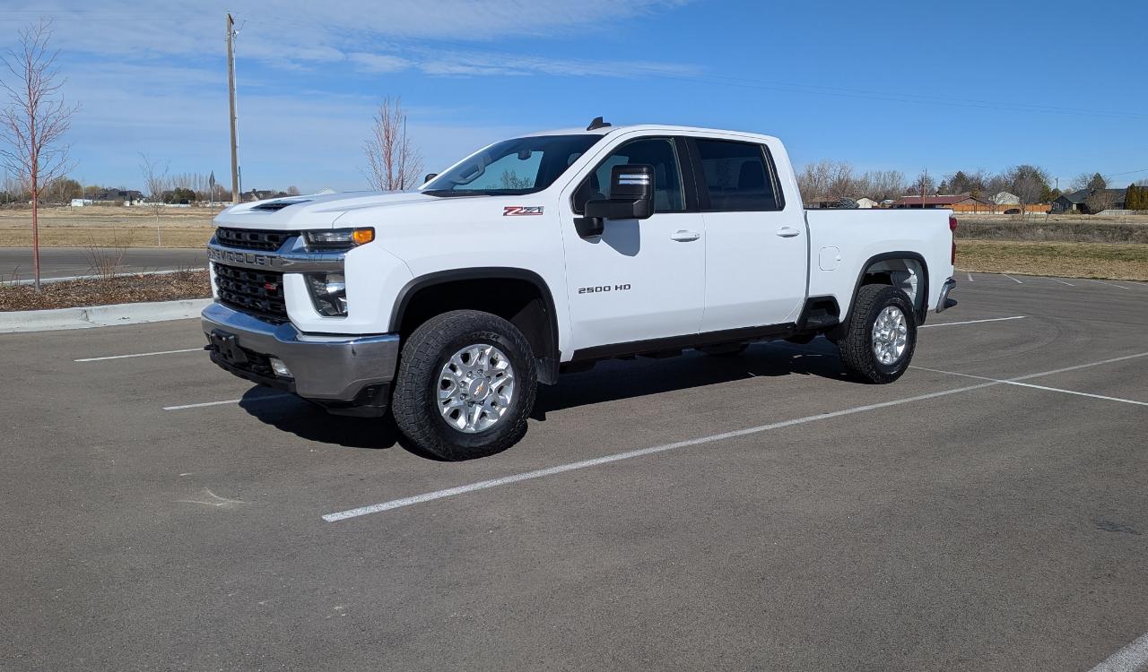 Chevrolet Silverado 2500HD LT Crew Cab Short Box 4WD 2022