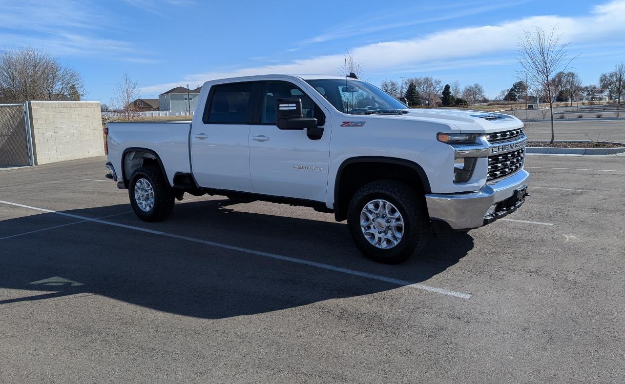 Chevrolet Silverado 2500HD LT Crew Cab Short Box 4WD 2022