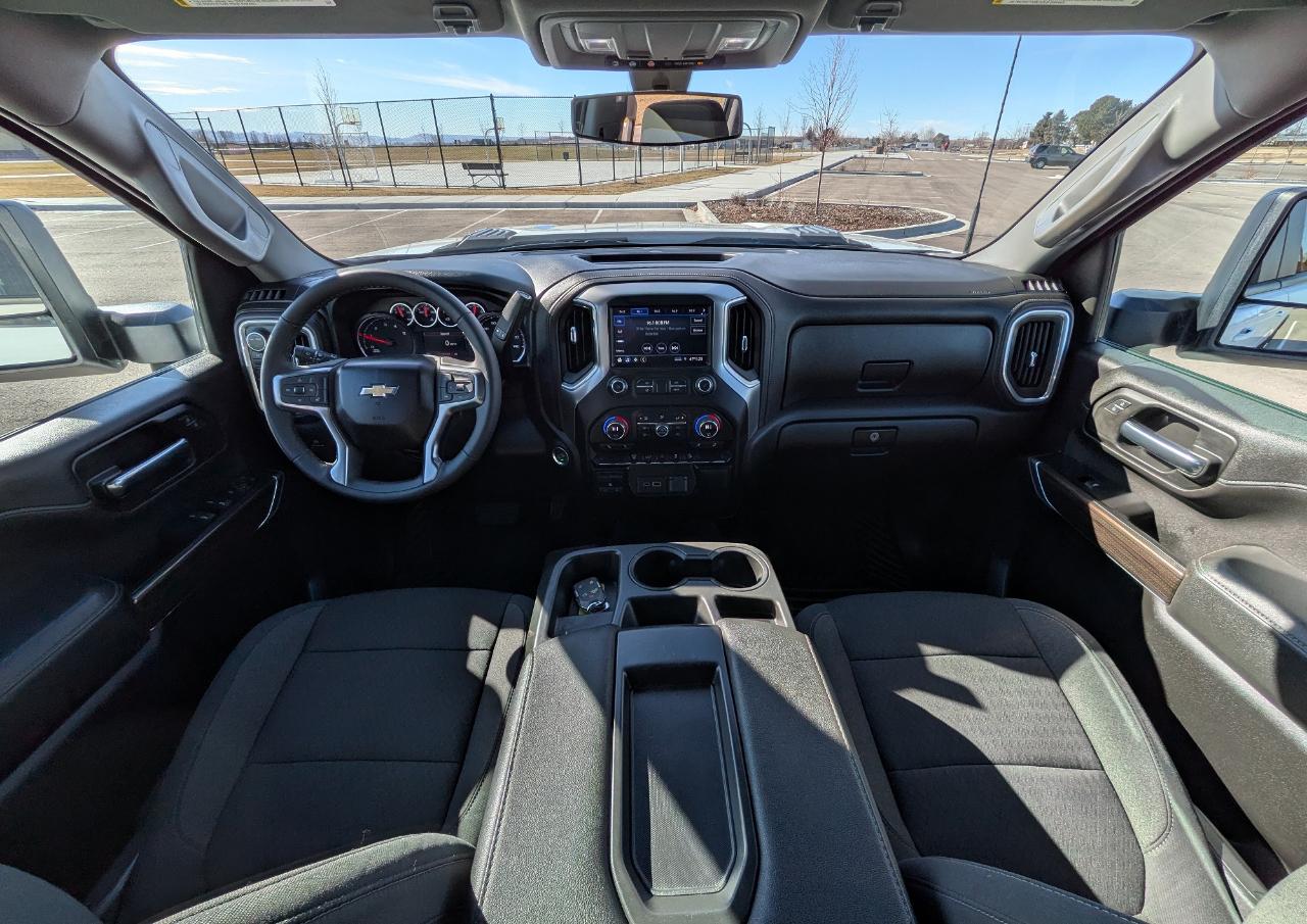 Chevrolet Silverado 2500HD LT Crew Cab Short Box 4WD 2022