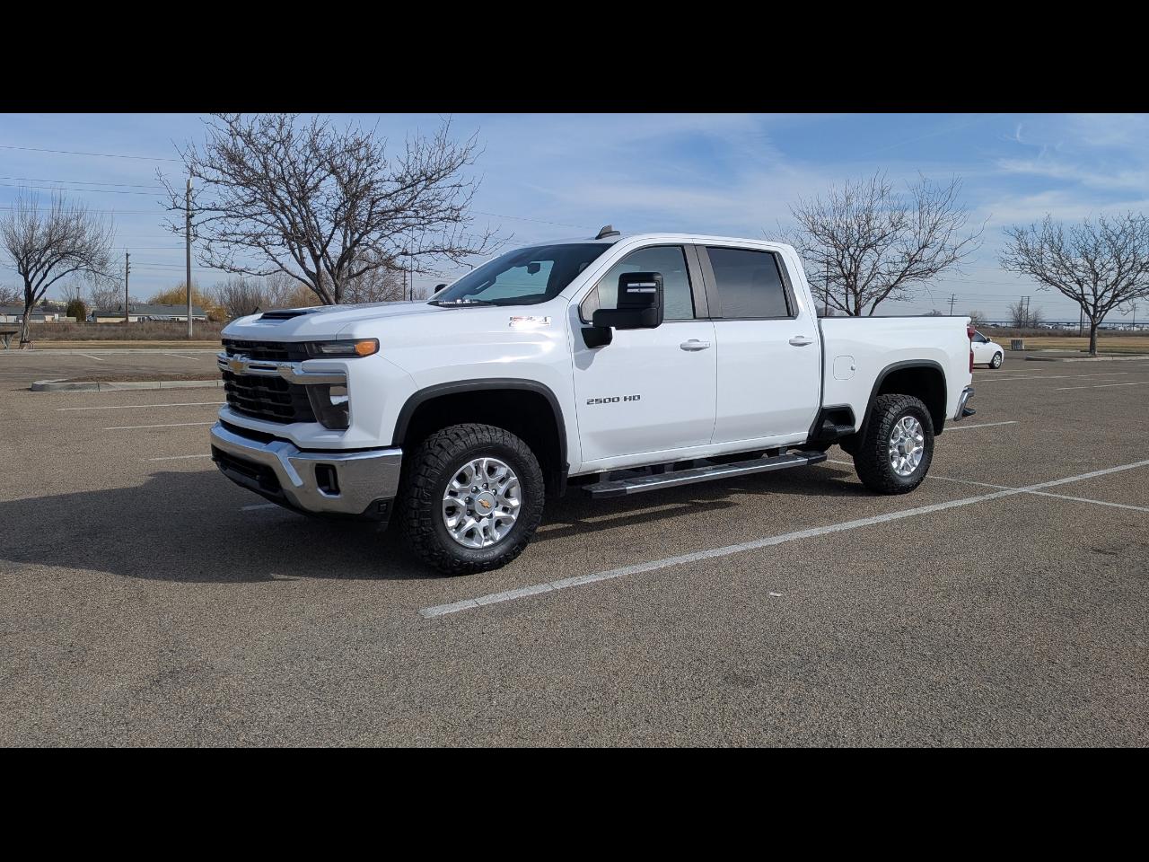 2024 Chevrolet Silverado 2500HD LT Crew Cab Short Box 4WD