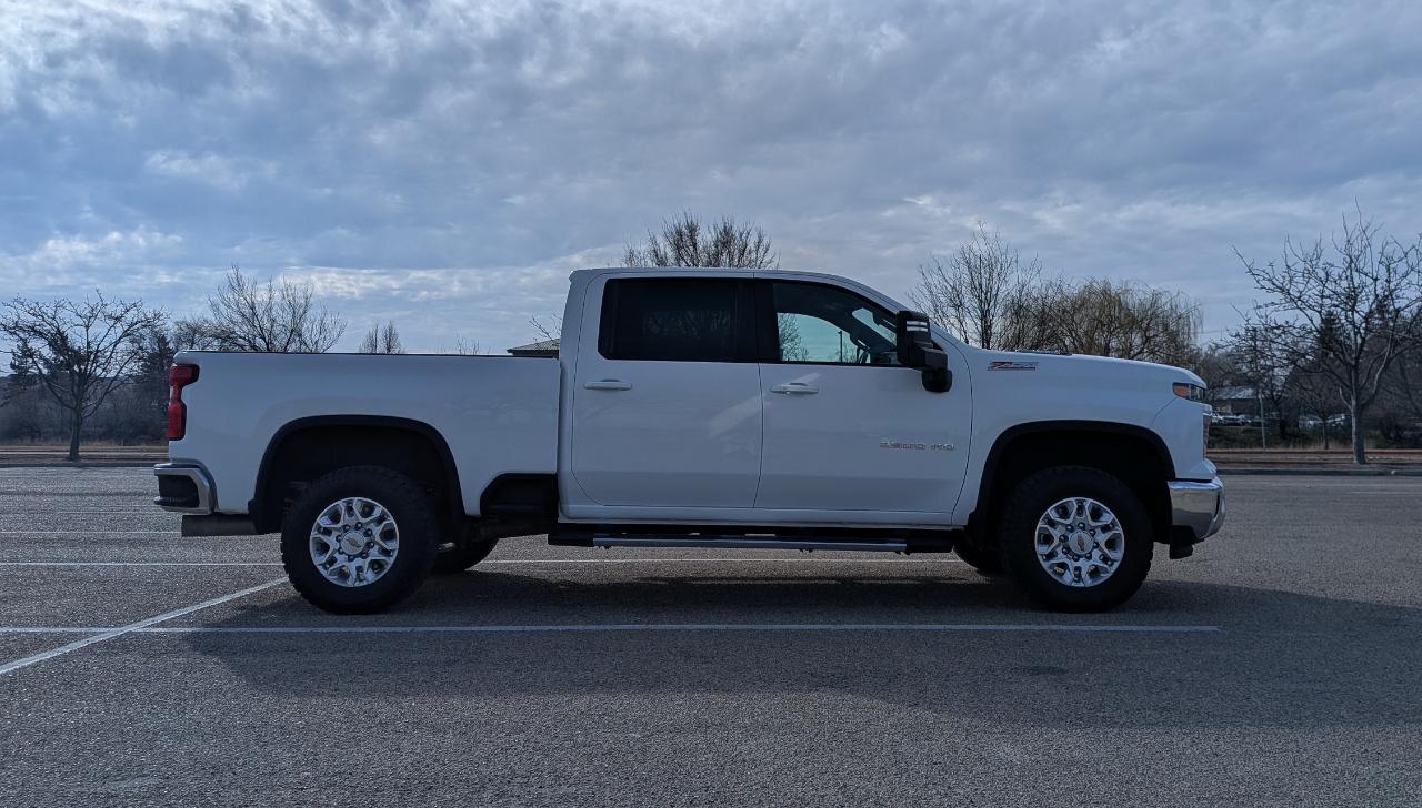 Chevrolet Silverado 2500HD LT Crew Cab Short Box 4WD 2024