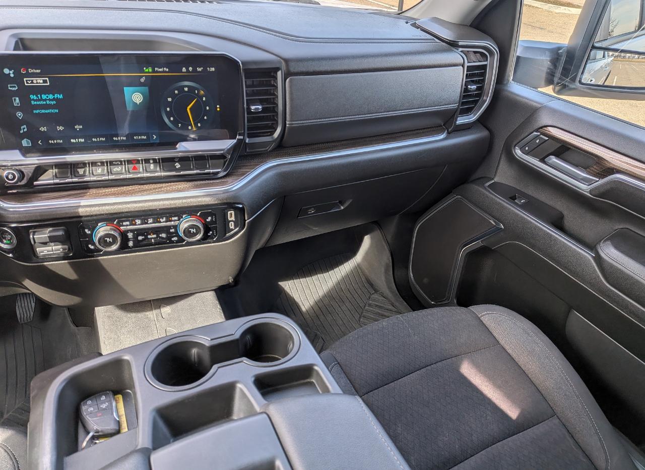 Chevrolet Silverado 2500HD LT Crew Cab Short Box 4WD 2024