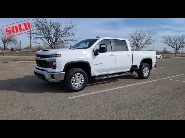 2024 Chevrolet Silverado 2500HD LT Crew Cab 4WD
