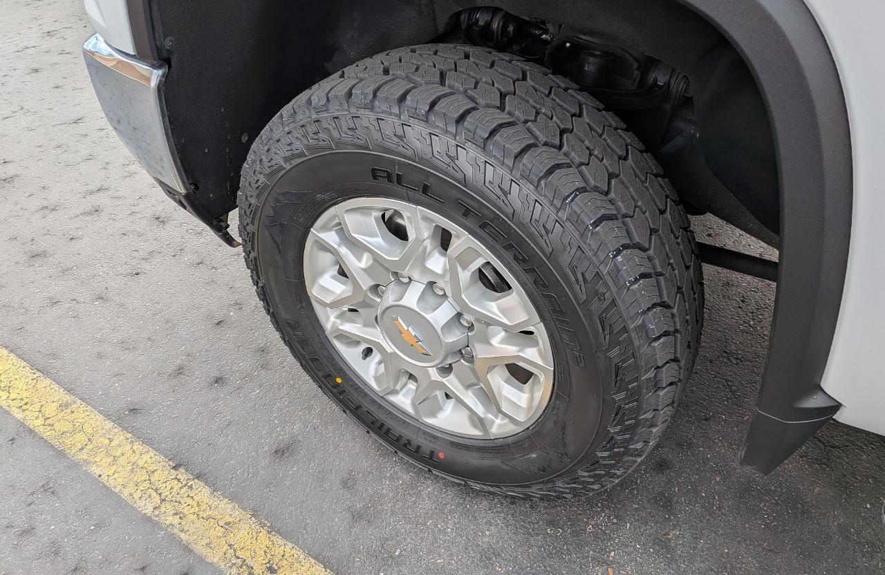 Chevrolet Silverado 2500HD LT Crew Cab Short Box 4WD 2024