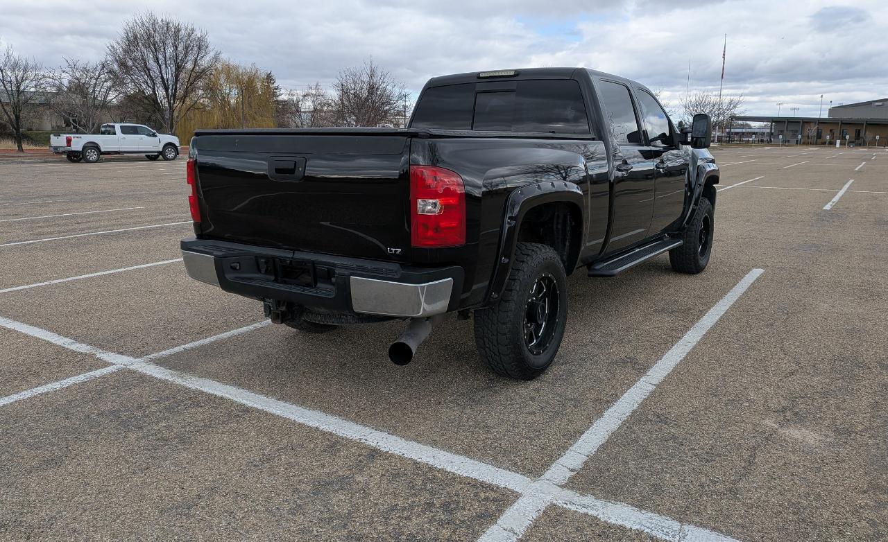 Chevrolet Silverado 2500HD LT1 Crew Cab 4WD 2007