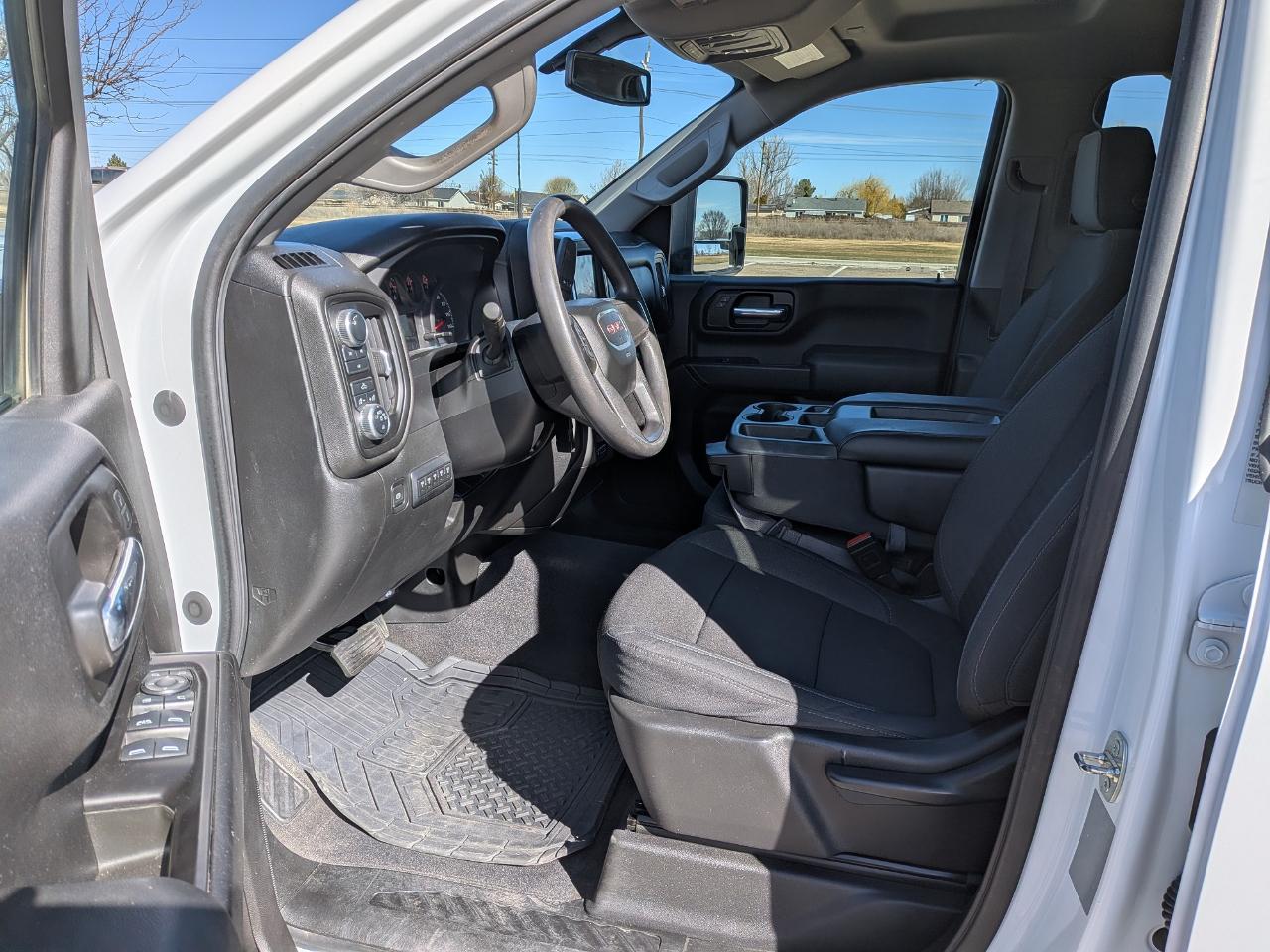 GMC Sierra 3500HD Base Crew Cab 4WD 2020