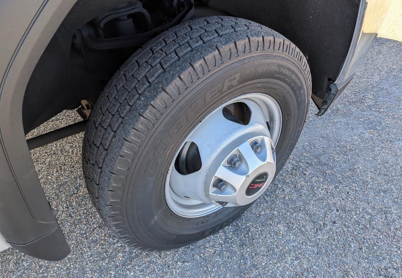 GMC Sierra 3500HD Base Crew Cab 4WD 2020