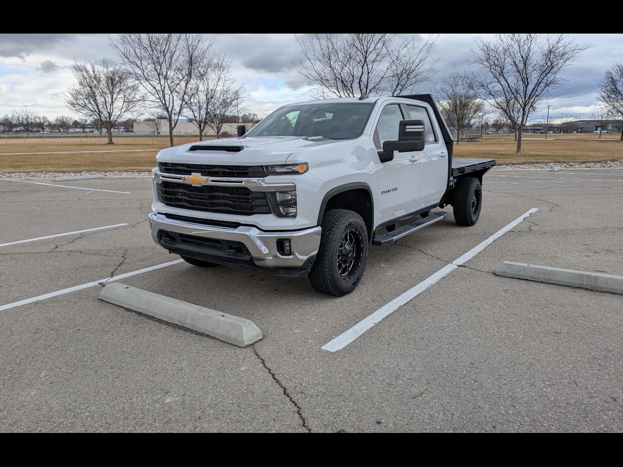 Chevrolet Silverado 2500HD LT Crew Cab Short Box 4WD 2024