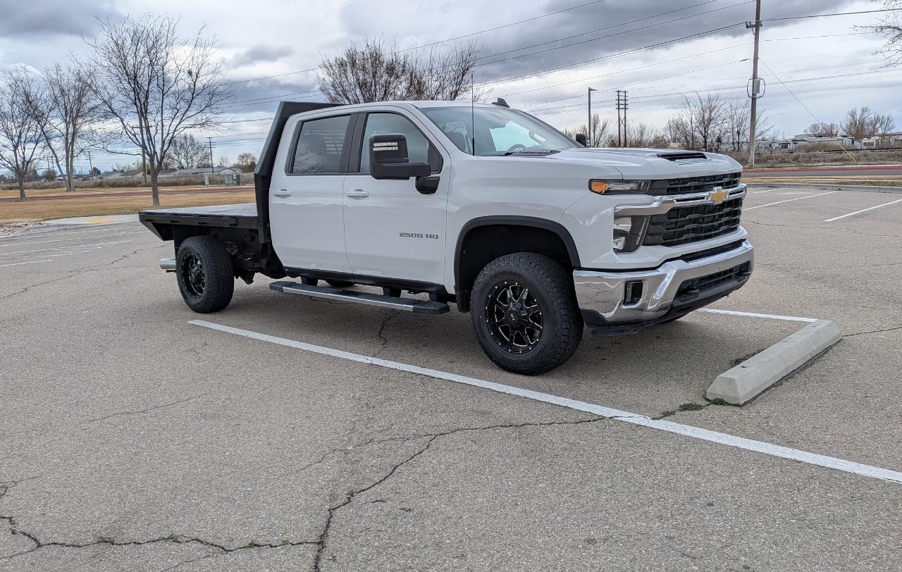 Chevrolet Silverado 2500HD LT Crew Cab Short Box 4WD 2024