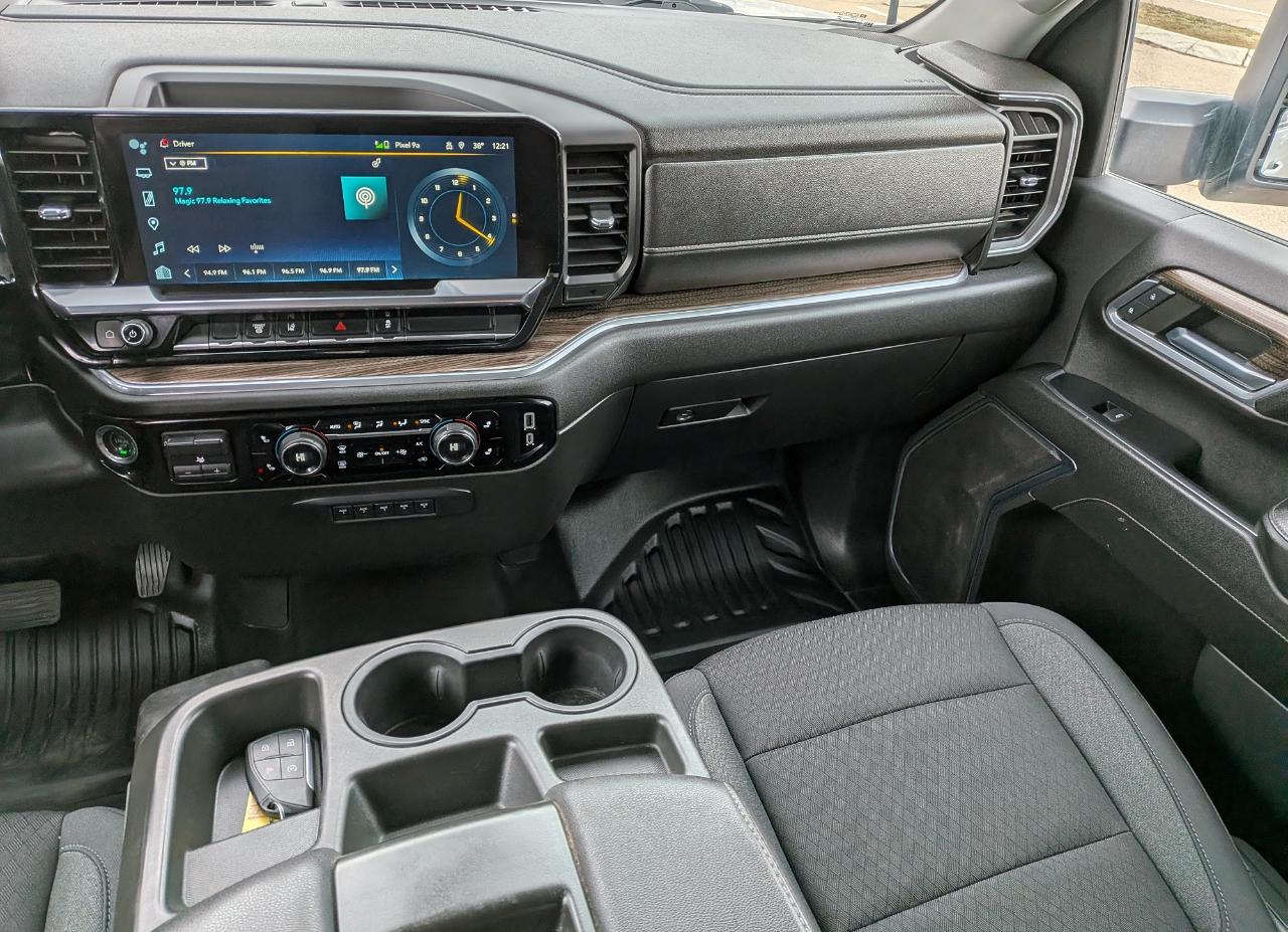 Chevrolet Silverado 2500HD LT Crew Cab Short Box 4WD 2024