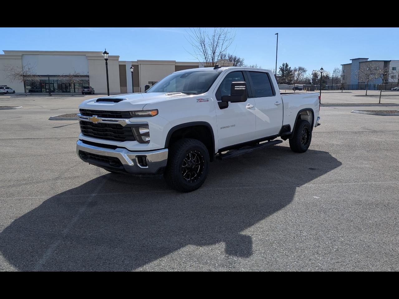 2024 Chevrolet Silverado 2500HD LT Crew Cab Short Box 4WD