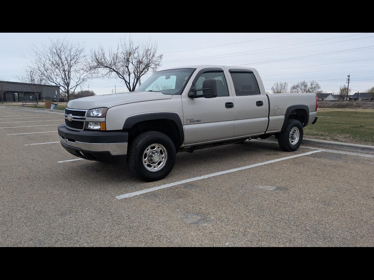 Chevrolet Silverado Classic 2500HD LS Crew Cab 2WD 2007
