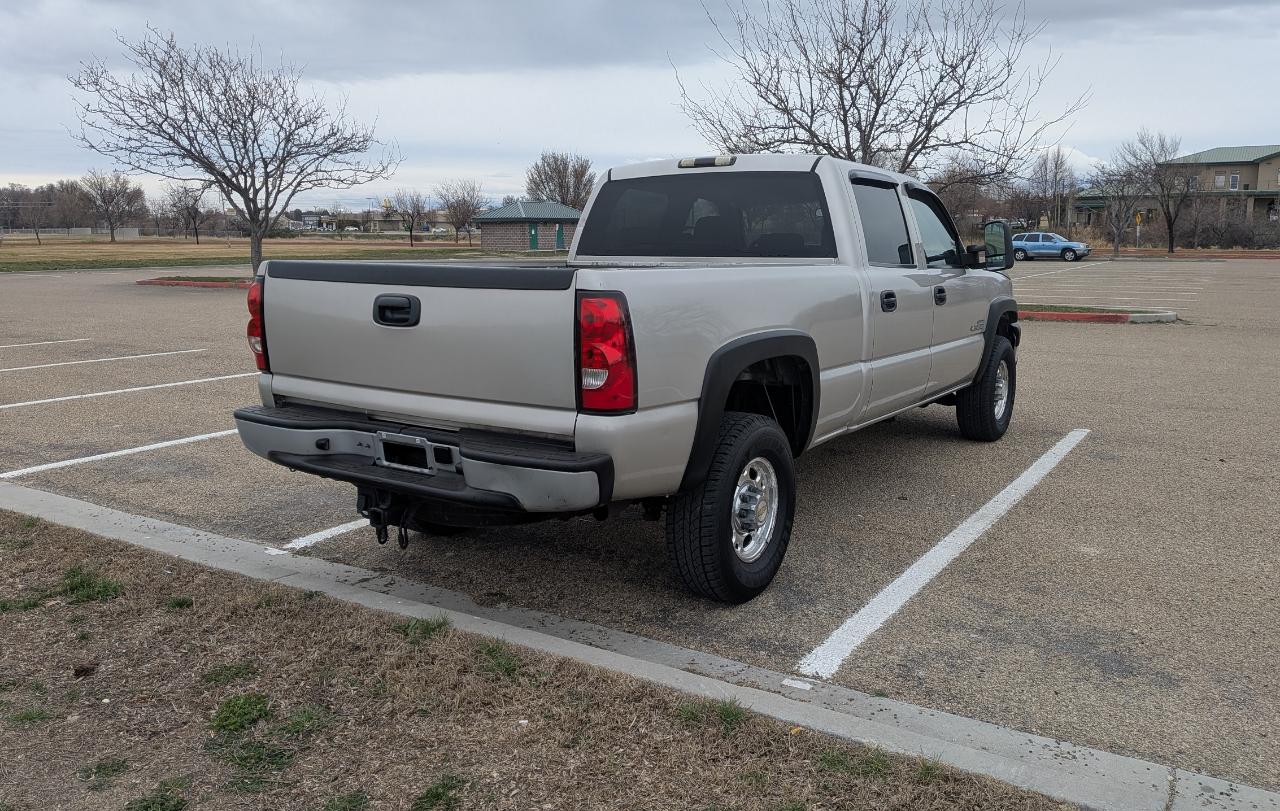 Chevrolet Silverado Classic 2500HD LS Crew Cab 2WD 2007