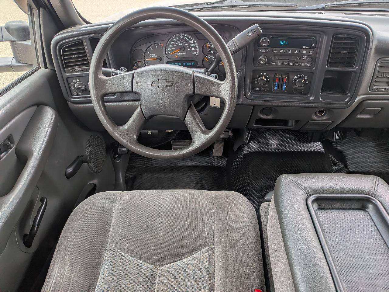 Chevrolet Silverado Classic 2500HD LS Crew Cab 2WD 2007