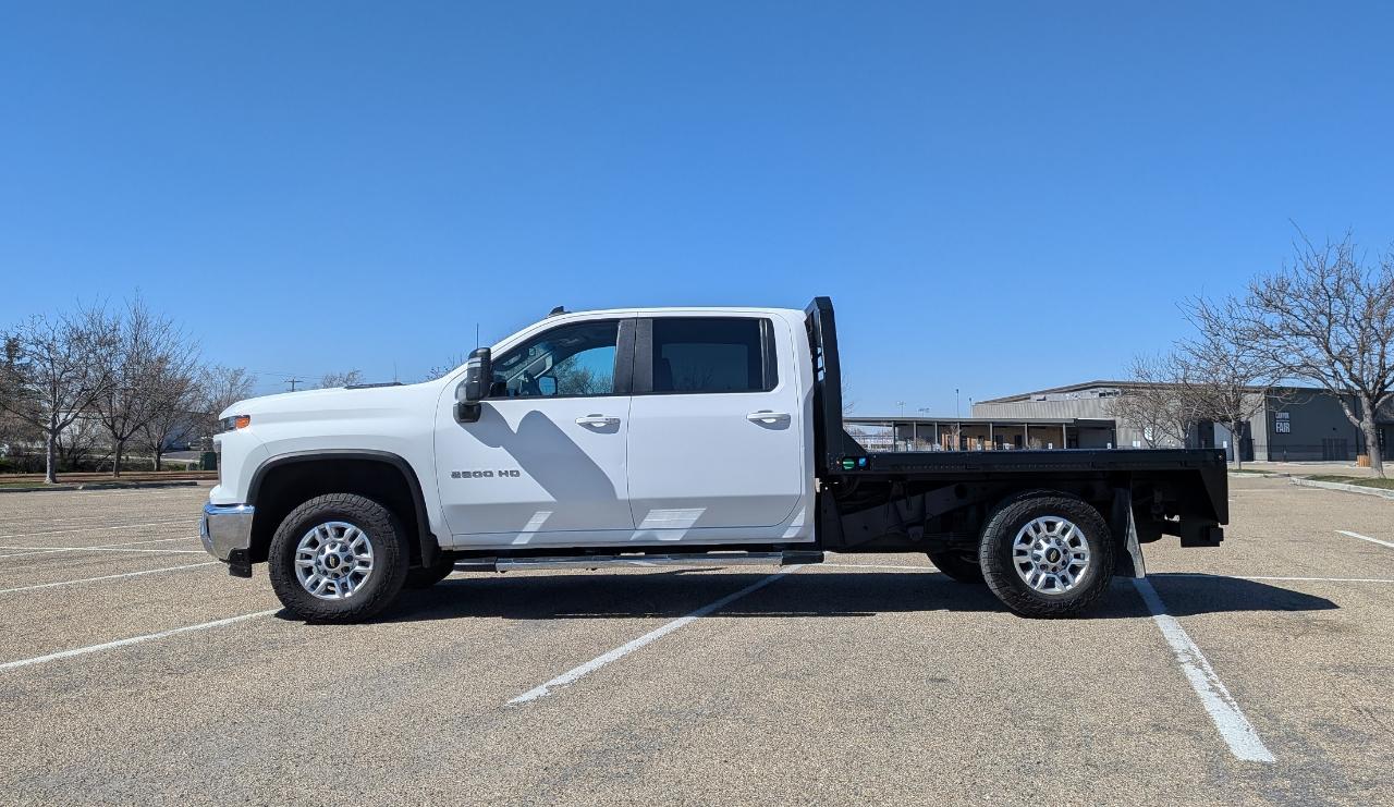 Chevrolet Silverado 2500HD LT Crew Cab Short Box 4WD 2024