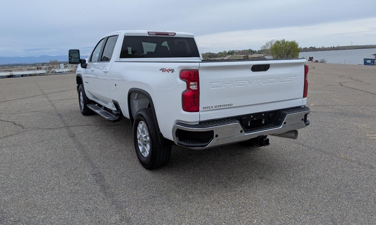 Chevrolet Silverado 2500HD LT Crew Cab Long Box 4WD 2025