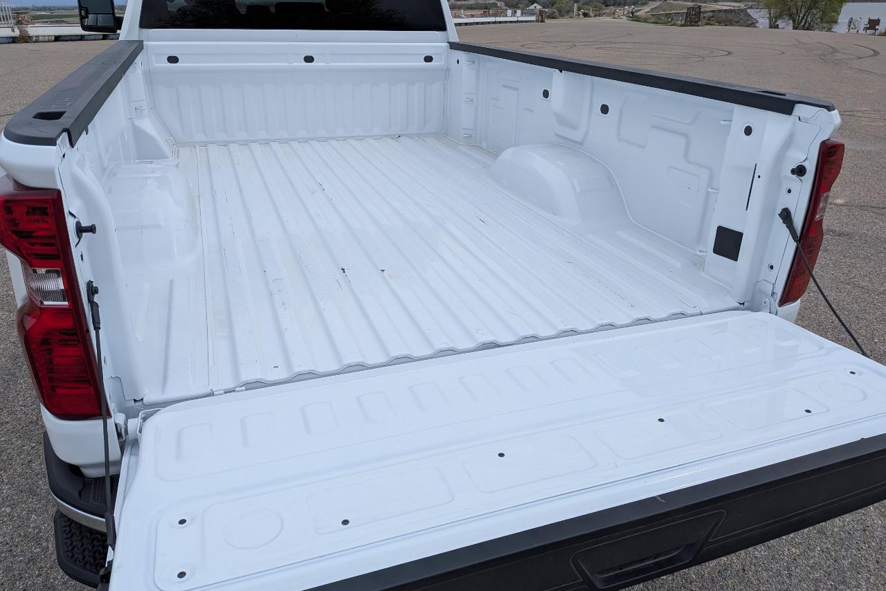 Chevrolet Silverado 2500HD LT Crew Cab Long Box 4WD 2025