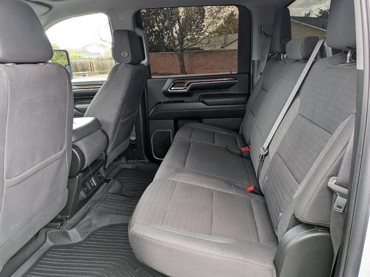 Chevrolet Silverado 2500HD LT Crew Cab Short Box 4WD 2024