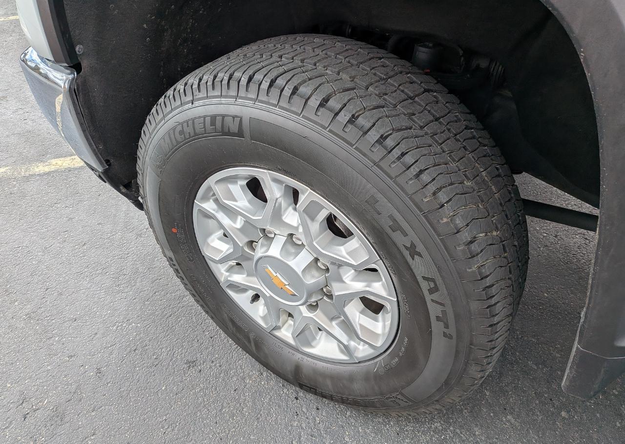 Chevrolet Silverado 2500HD LT Crew Cab Short Box 4WD 2024