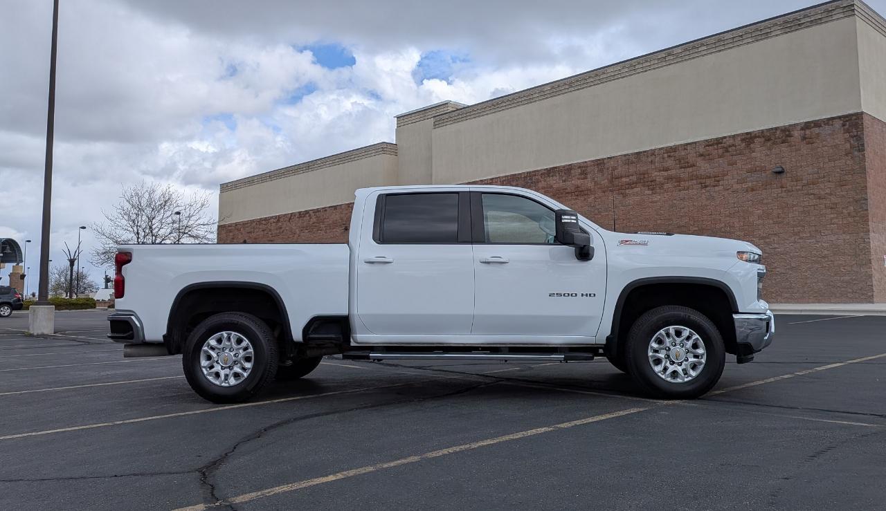 Chevrolet Silverado 2500HD LT Crew Cab Short Box 4WD 2024