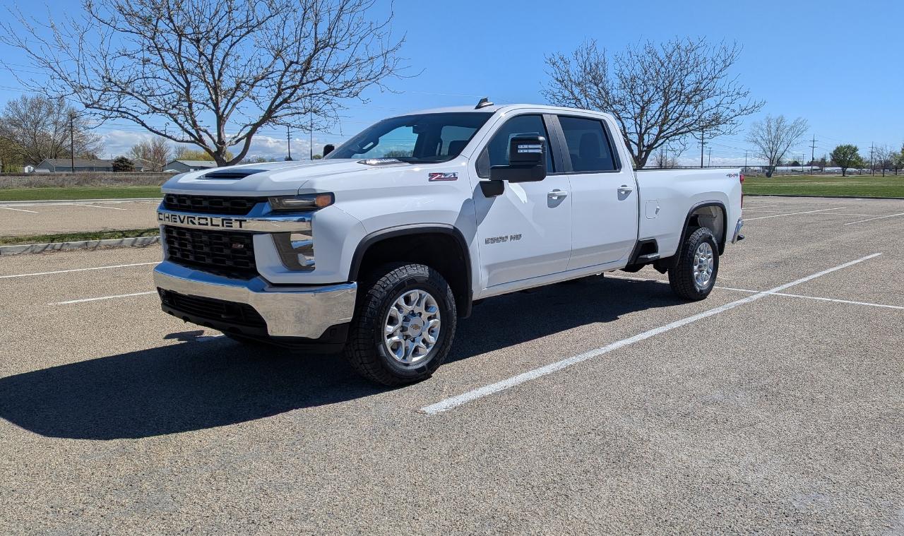 Chevrolet Silverado 2500HD LT Crew Cab Long Box 4WD 2023