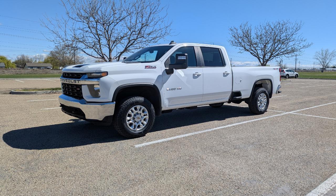 Chevrolet Silverado 2500HD LT Crew Cab Long Box 4WD 2023