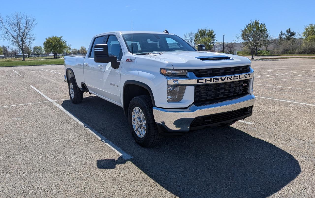 Chevrolet Silverado 2500HD LT Crew Cab Long Box 4WD 2023