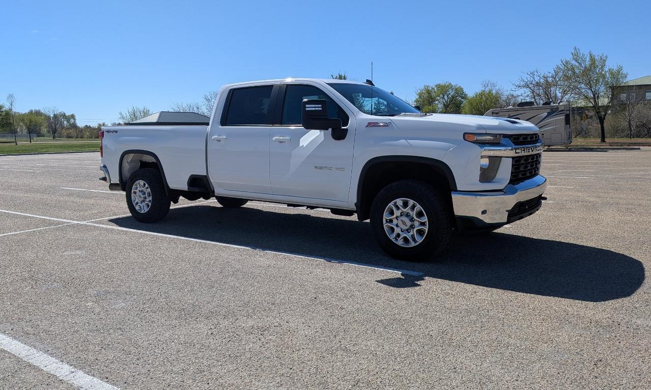 Chevrolet Silverado 2500HD LT Crew Cab Long Box 4WD 2023