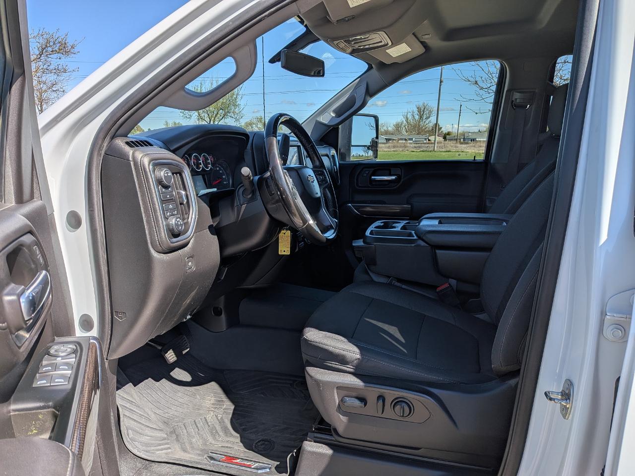 Chevrolet Silverado 2500HD LT Crew Cab Long Box 4WD 2023