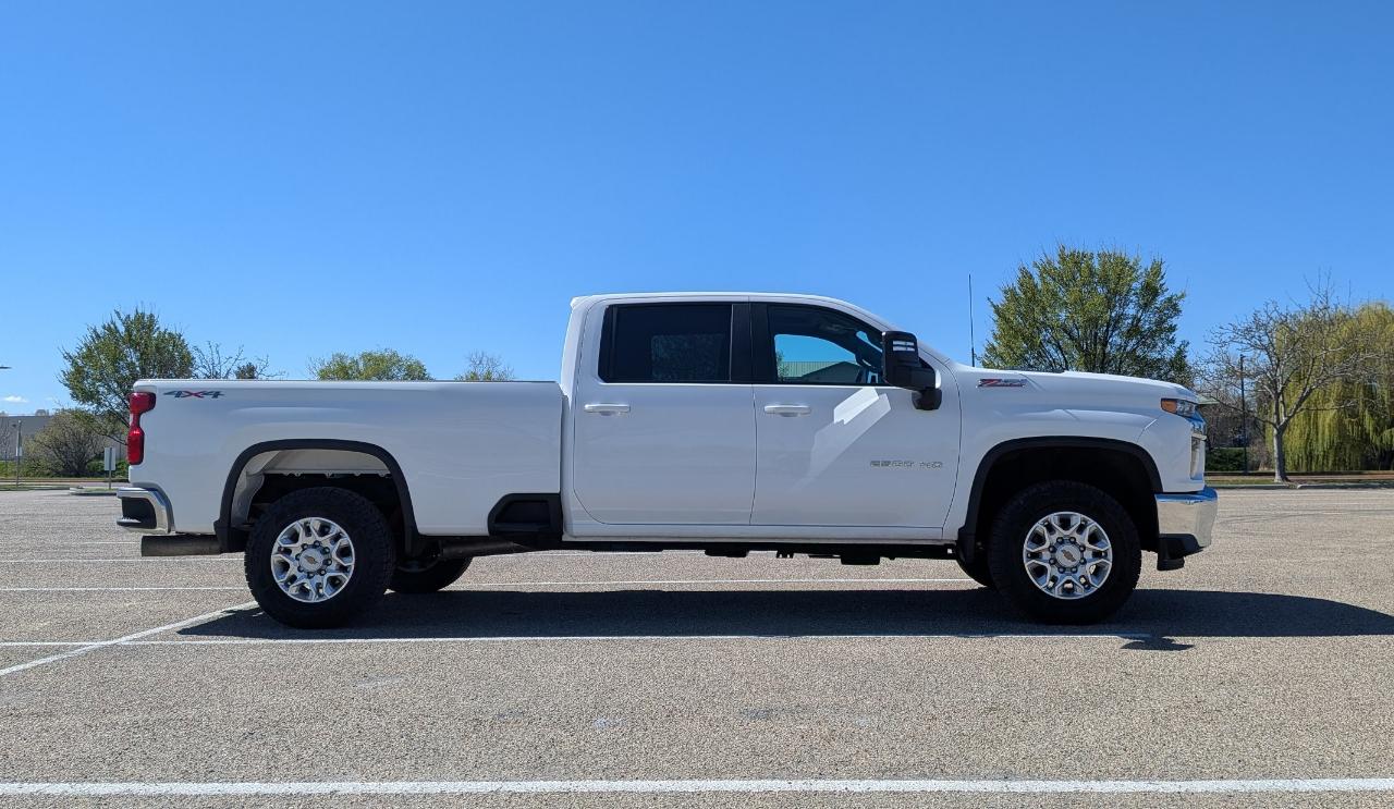 Chevrolet Silverado 2500HD LT Crew Cab Long Box 4WD 2023