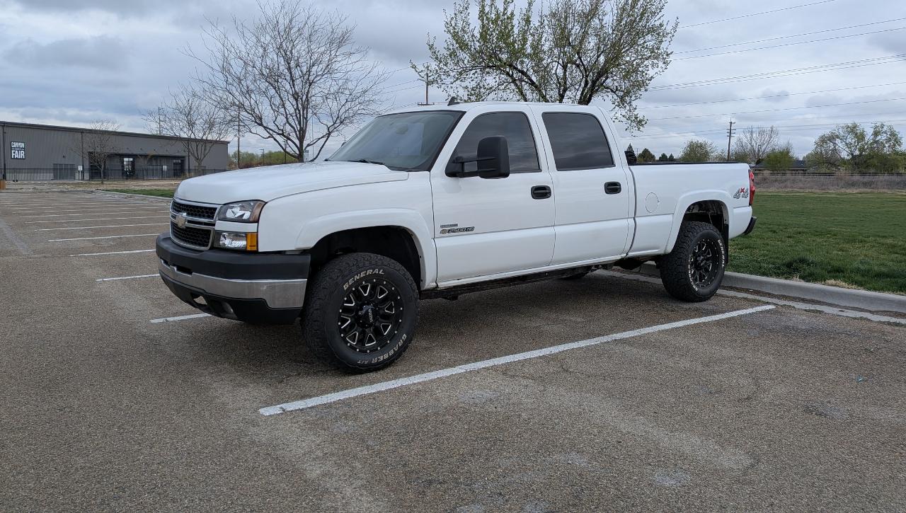 Chevrolet Silverado 2500HD LT1 Crew Cab 4WD 2006