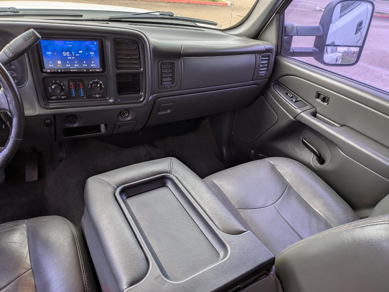 Chevrolet Silverado 2500HD LT1 Crew Cab 4WD 2006