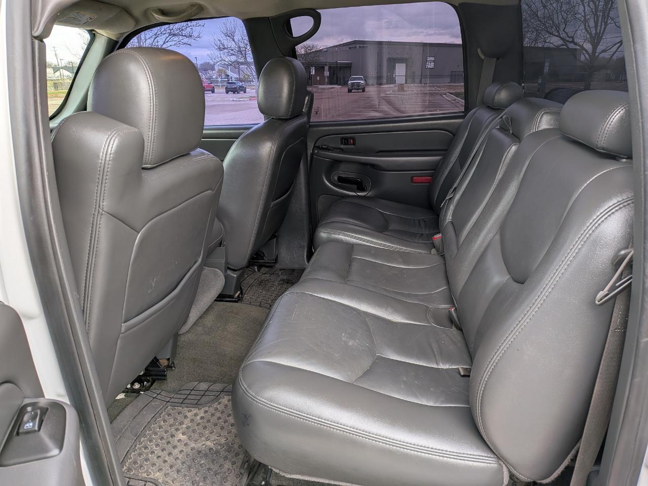 Chevrolet Silverado 2500HD LT1 Crew Cab 4WD 2006