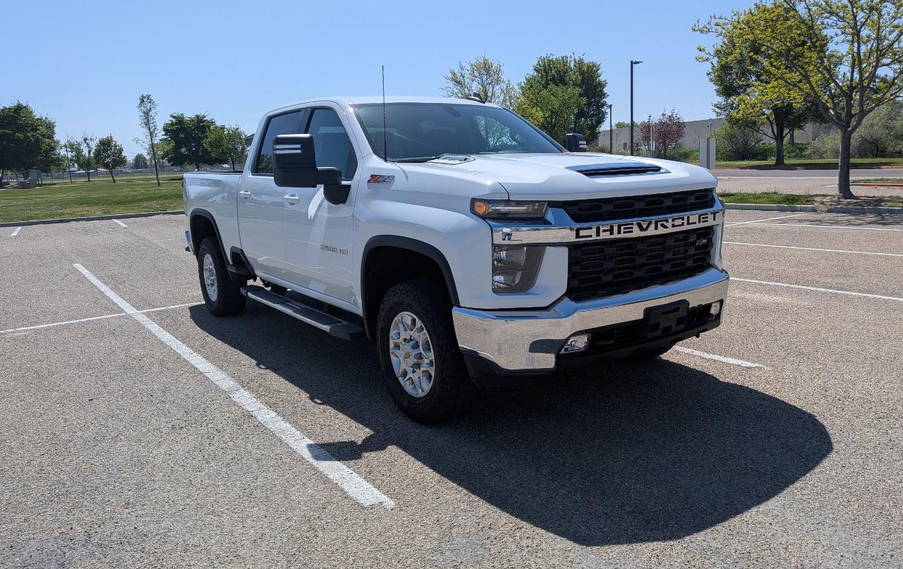 Chevrolet Silverado 2500HD LT Crew Cab Short Box 4WD 2023