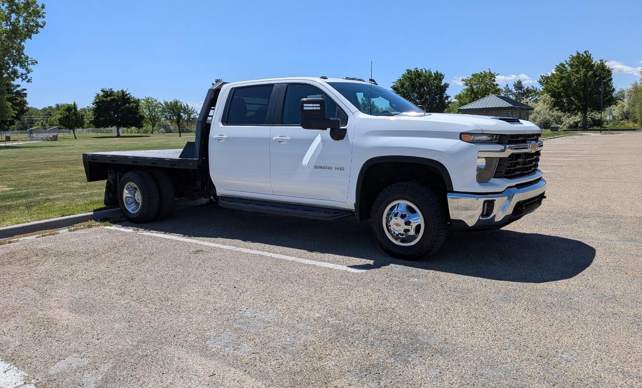 Chevrolet Silverado 3500HD LT Crew Cab 4WD 2024