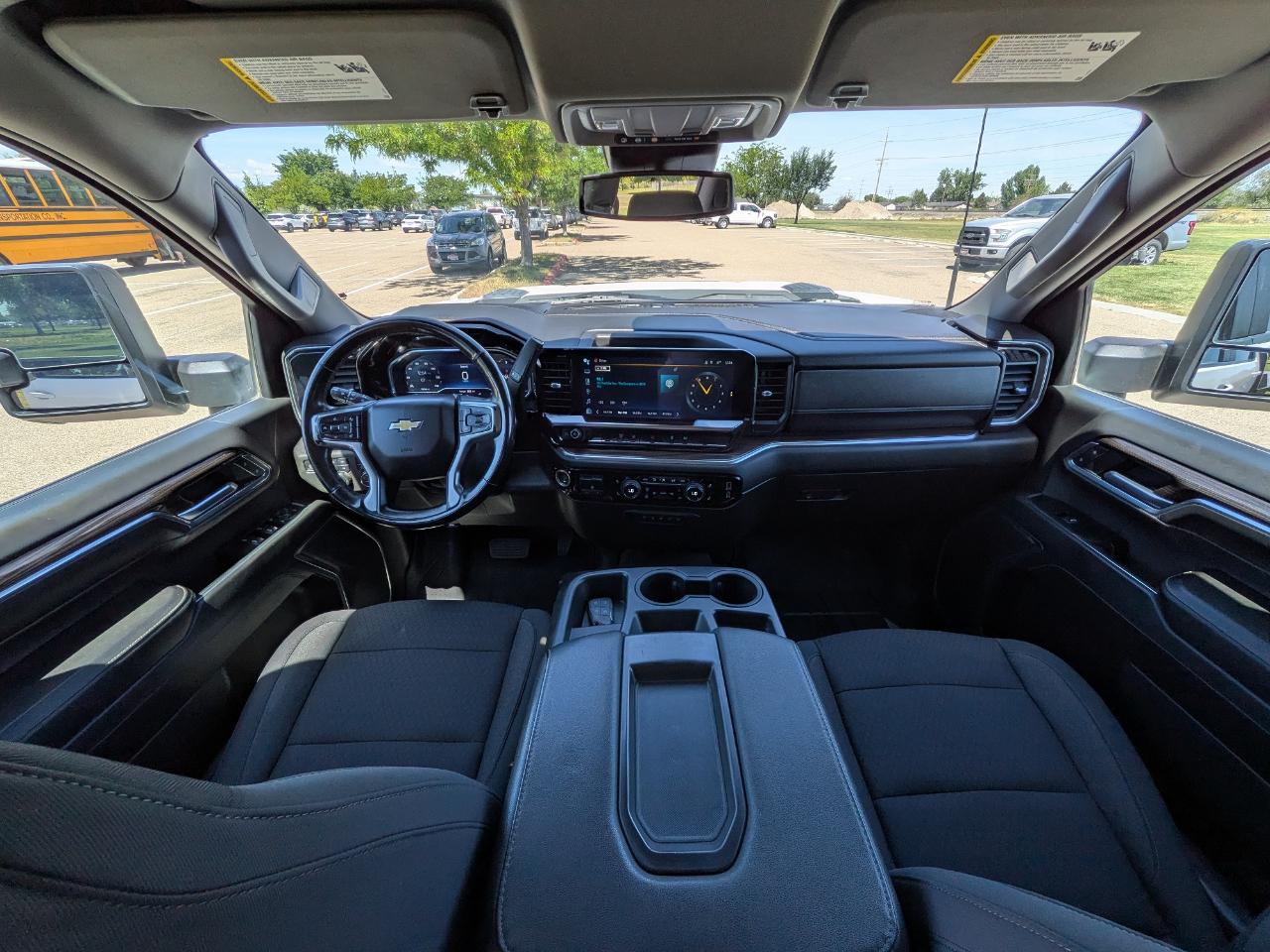 Chevrolet Silverado 3500HD LT Crew Cab 4WD 2024