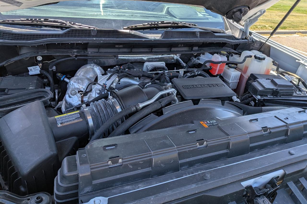 Chevrolet Silverado 3500HD LT Crew Cab 4WD 2024