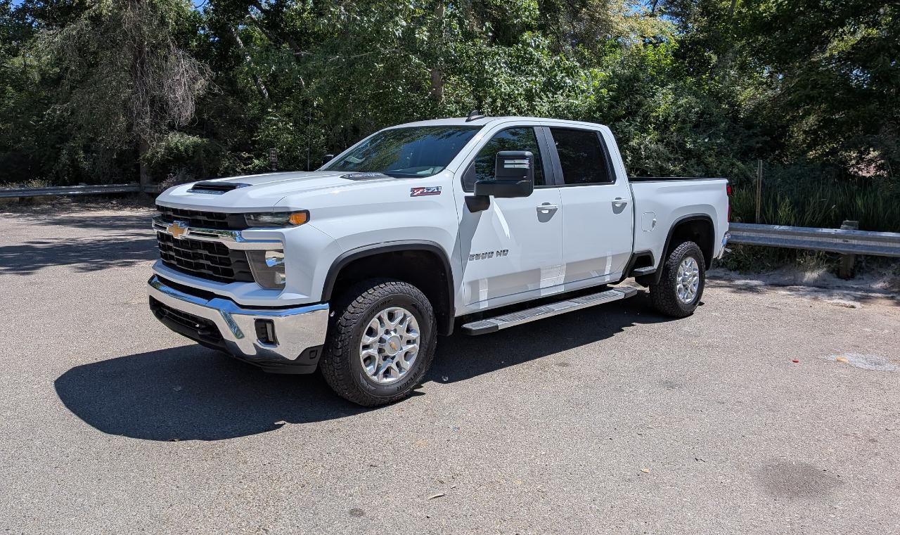 Chevrolet Silverado 2500HD LT Crew Cab Short Box 4WD 2024