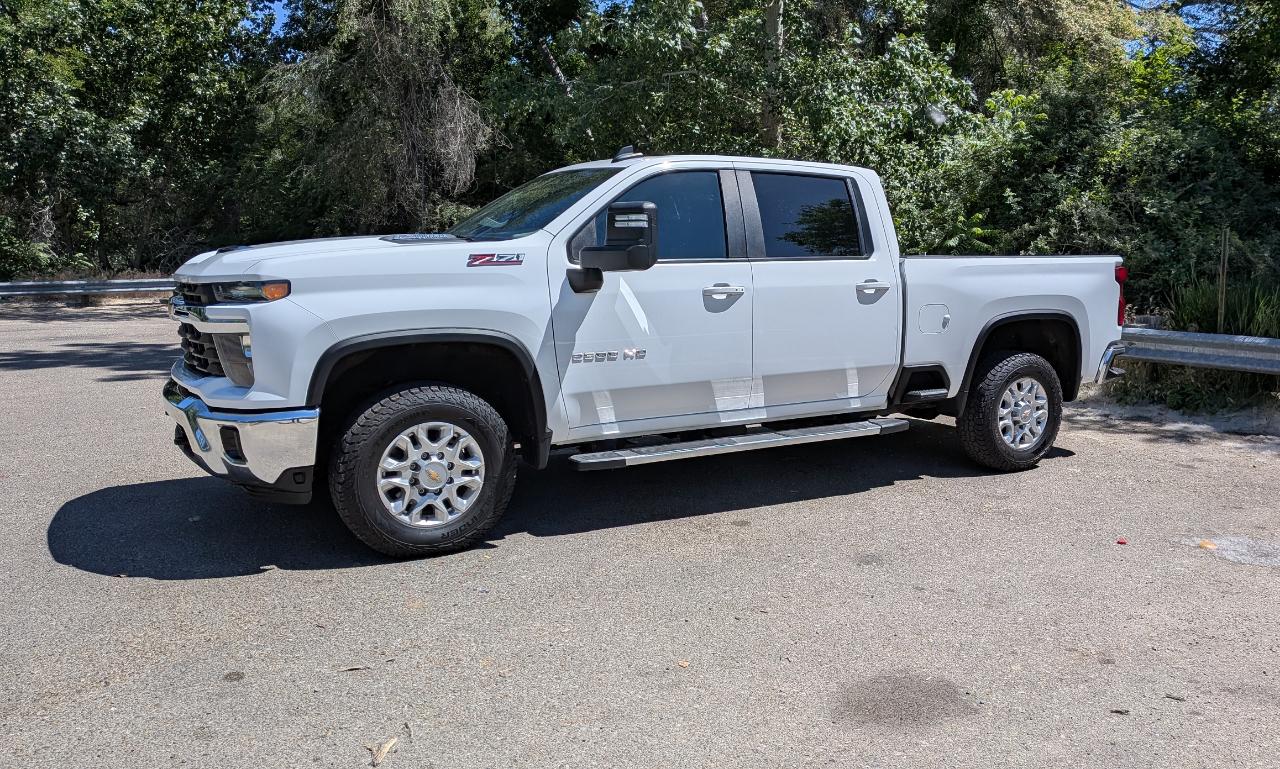 Chevrolet Silverado 2500HD LT Crew Cab Short Box 4WD 2024