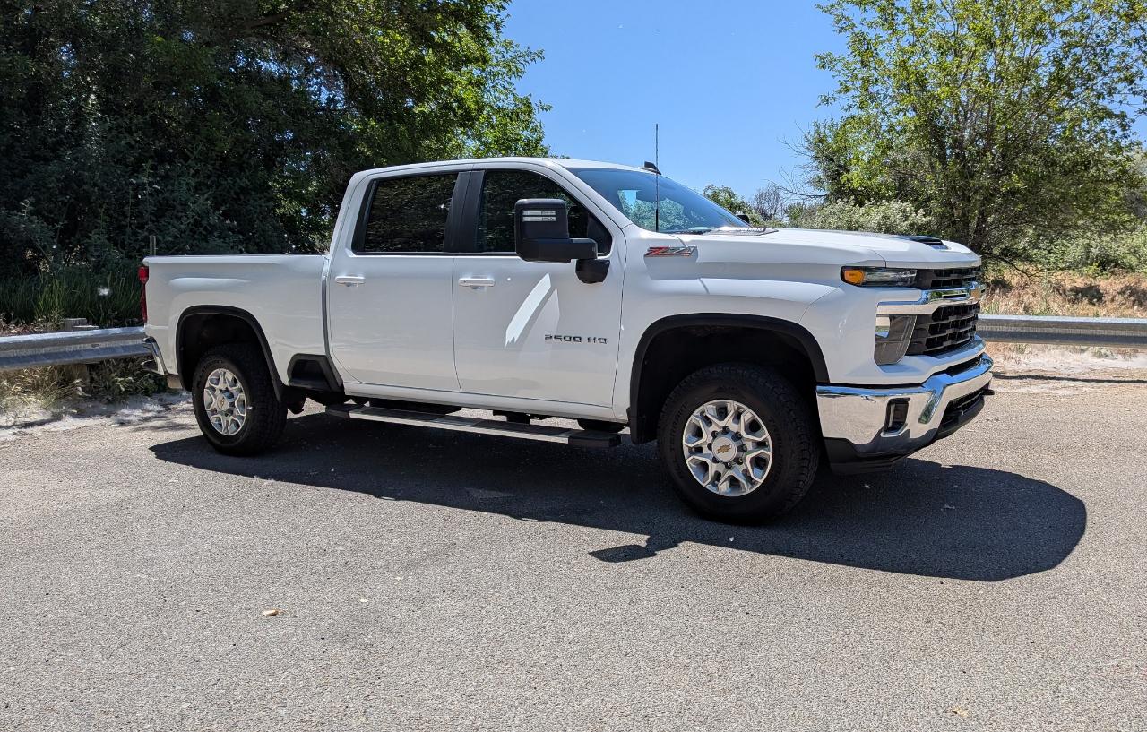 Chevrolet Silverado 2500HD LT Crew Cab Short Box 4WD 2024