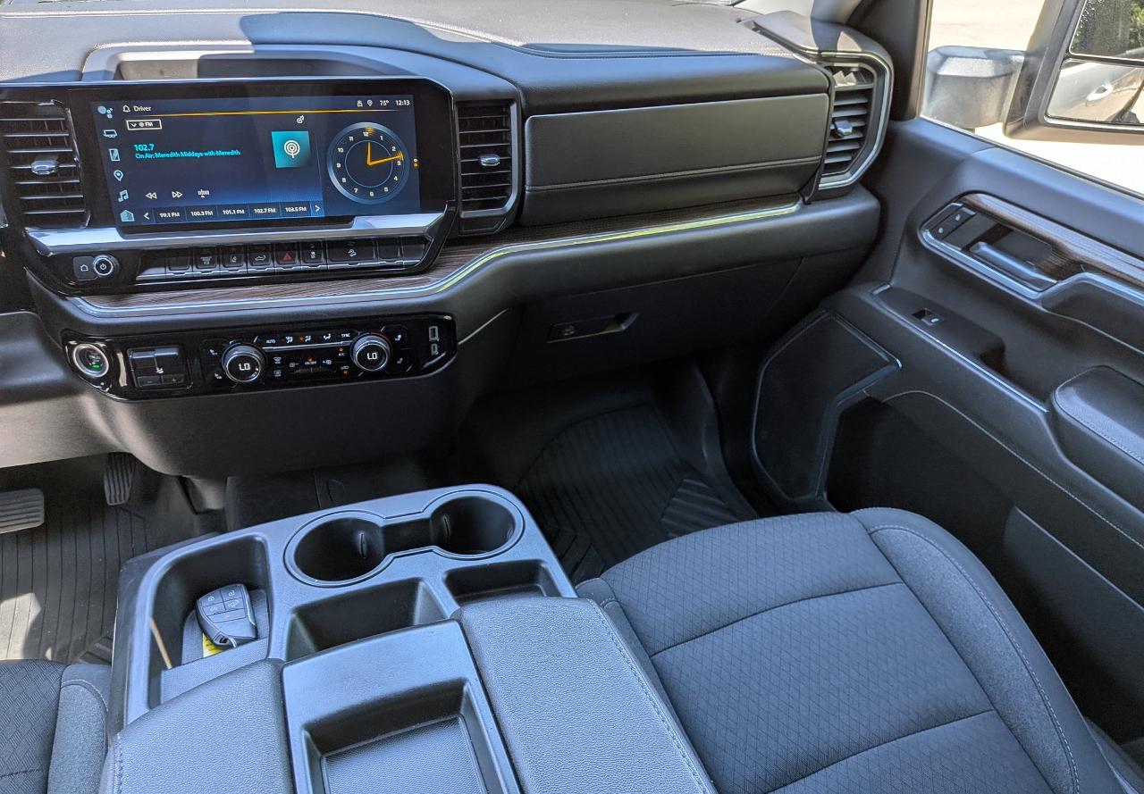 Chevrolet Silverado 2500HD LT Crew Cab Short Box 4WD 2024