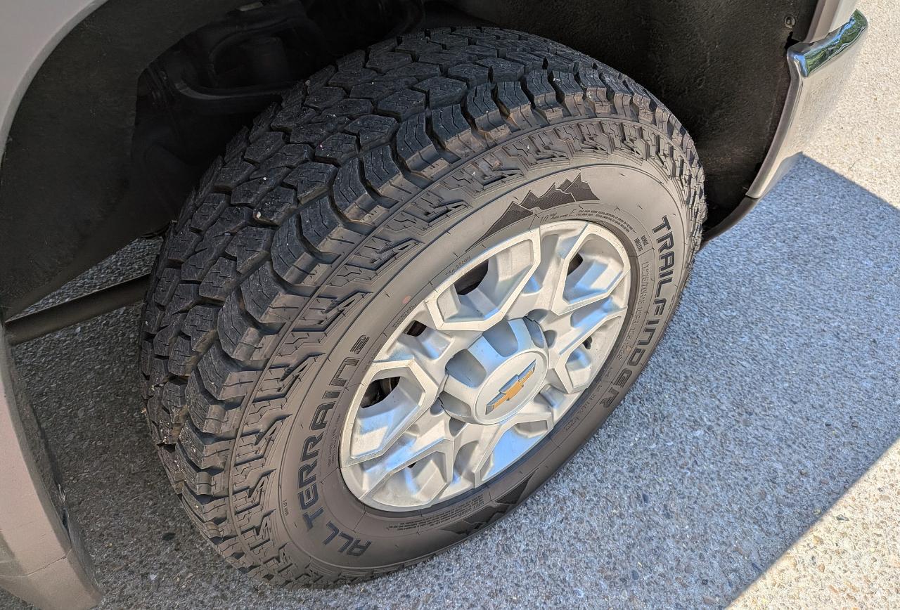 Chevrolet Silverado 2500HD LT Crew Cab Short Box 4WD 2024