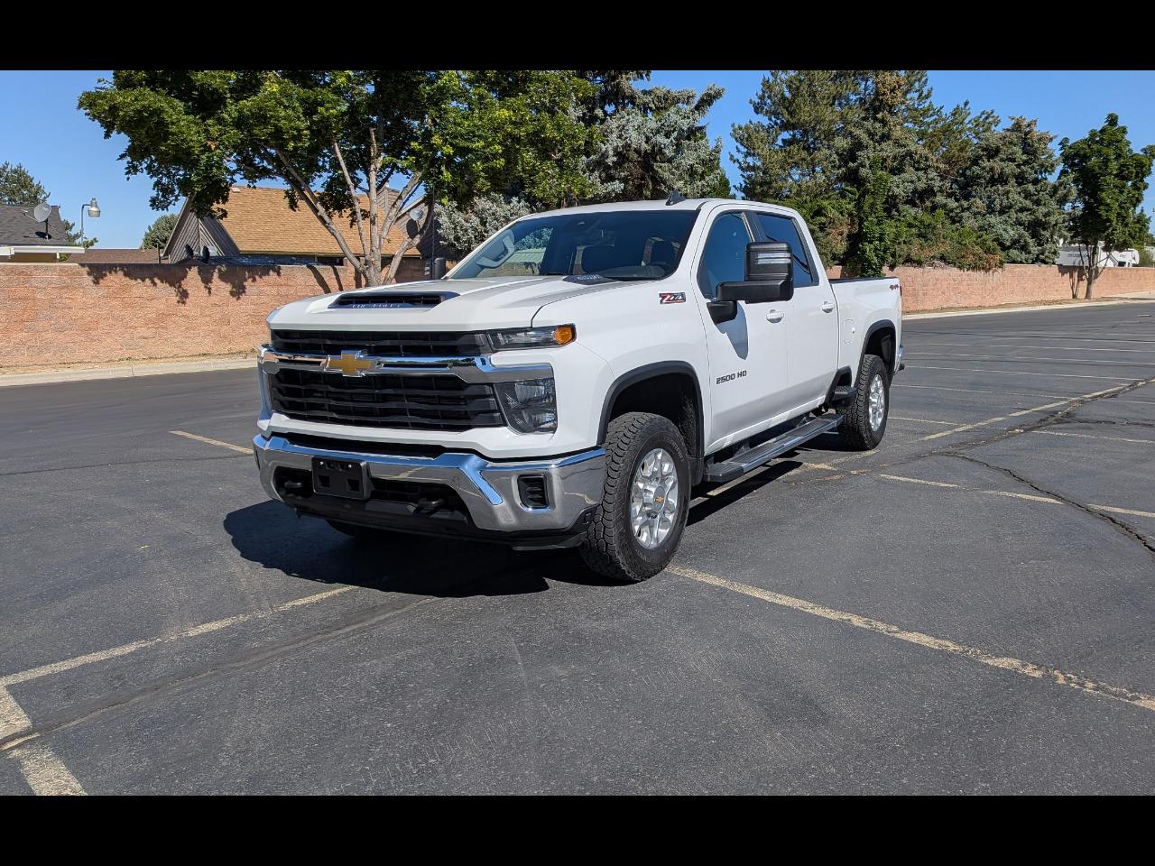 Chevrolet Silverado 2500HD LT Crew Cab Short Box 4WD 2024