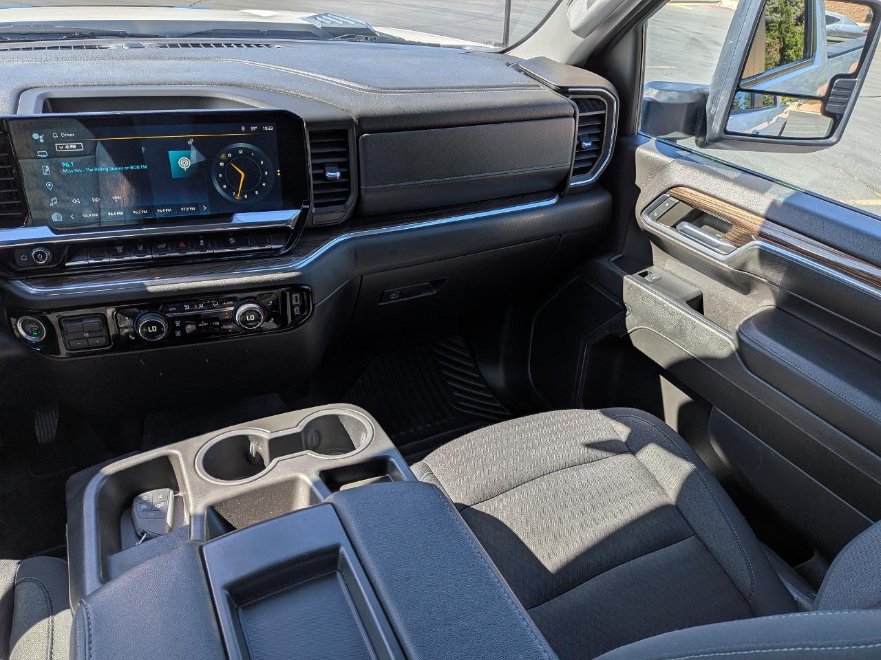 Chevrolet Silverado 2500HD LT Crew Cab Short Box 4WD 2024