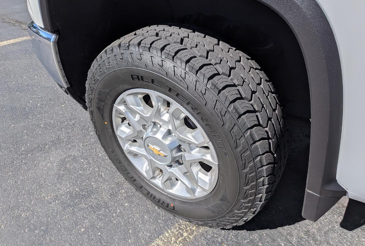 Chevrolet Silverado 2500HD LT Crew Cab Short Box 4WD 2024