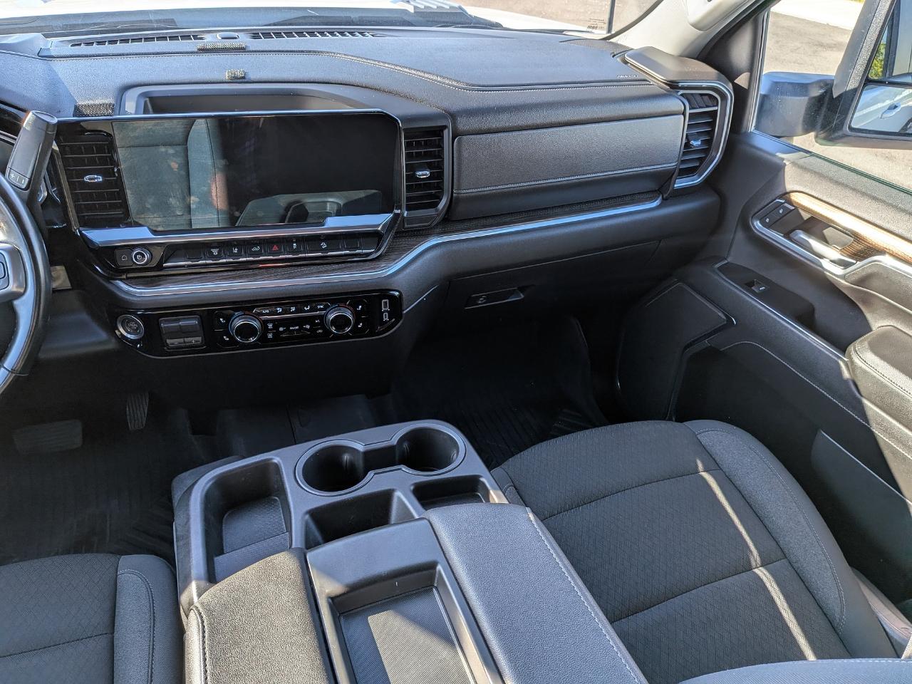 Chevrolet Silverado 2500HD LT Crew Cab Short Box 4WD 2024