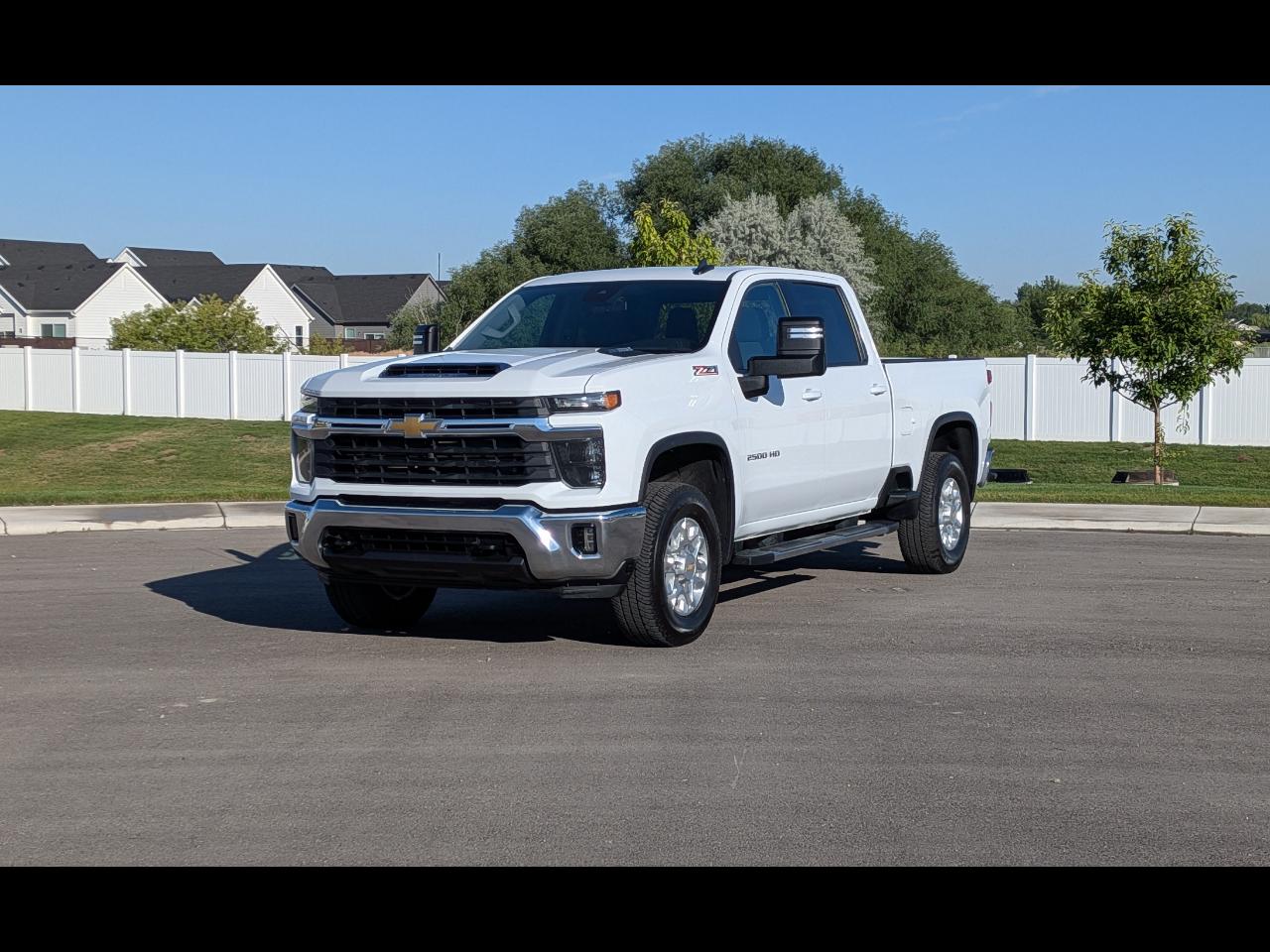 Chevrolet Silverado 2500HD LT Crew Cab Short Box 4WD 2024